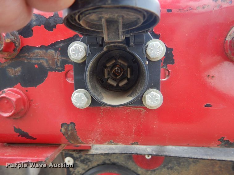 image for item MM9623 2005 International 8600  semi truck