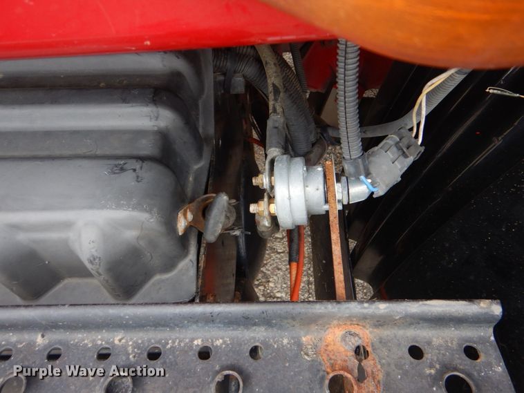 image for item MM9623 2005 International 8600  semi truck