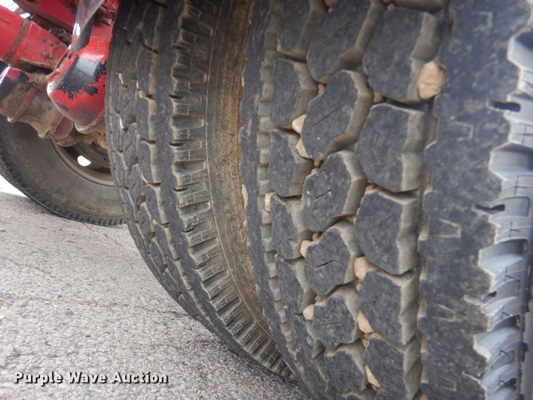 image for item MM9623 2005 International 8600  semi truck