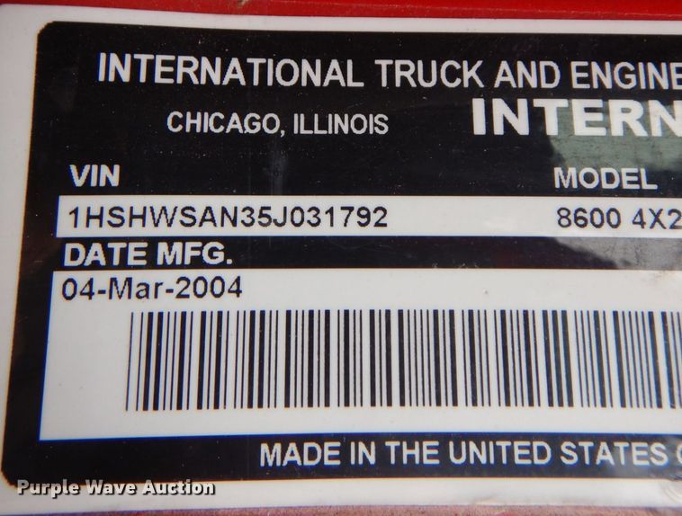 image for item MM9623 2005 International 8600  semi truck