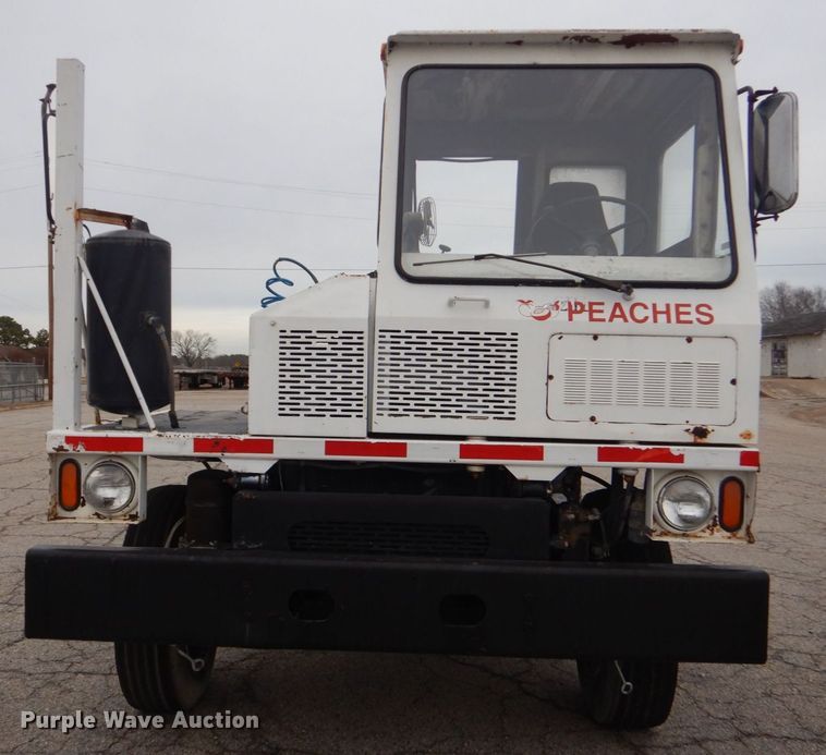 image for item MM9626 1985 Ottawa YT30  yard truck