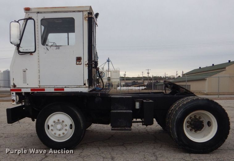 image for item MM9626 1985 Ottawa YT30  yard truck
