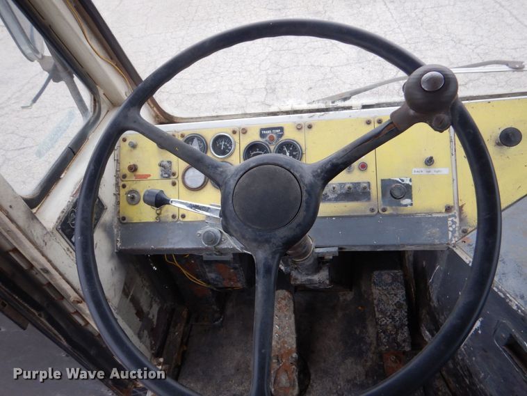 image for item MM9626 1985 Ottawa YT30  yard truck