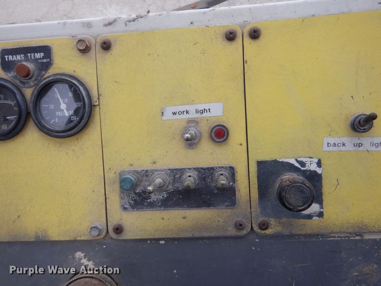 image for item MM9626 1985 Ottawa YT30  yard truck