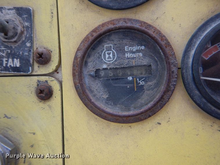 image for item MM9626 1985 Ottawa YT30  yard truck