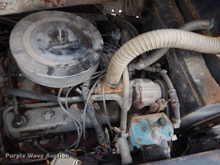 image for item MM9626 1985 Ottawa YT30  yard truck