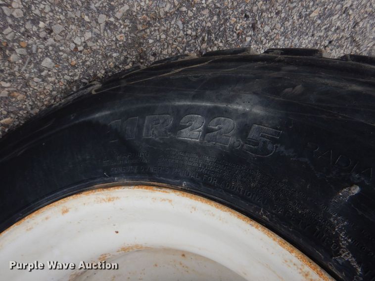 image for item MM9626 1985 Ottawa YT30  yard truck