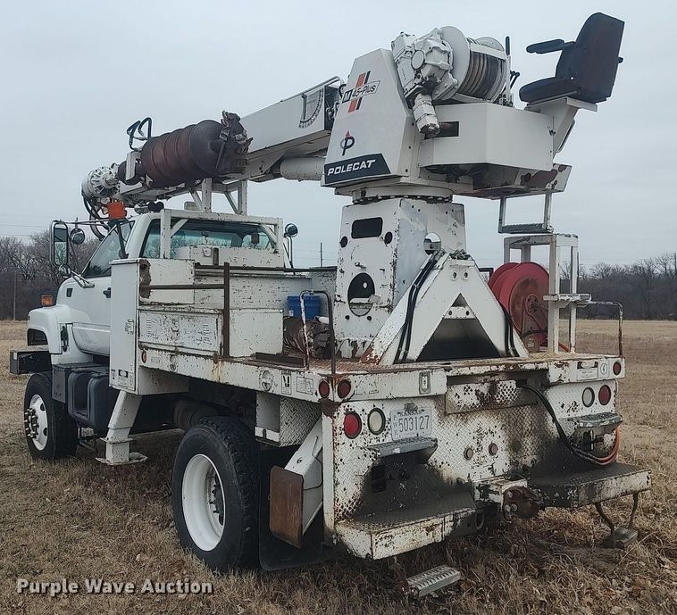 image for item MM9919 2000 Chevrolet C7500  digger derrick truck
