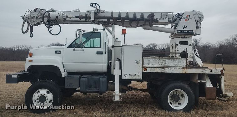 image for item MM9919 2000 Chevrolet C7500  digger derrick truck