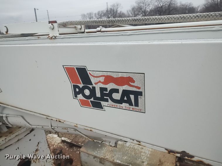 image for item MM9919 2000 Chevrolet C7500  digger derrick truck