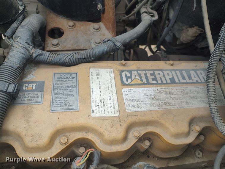 image for item MM9919 2000 Chevrolet C7500  digger derrick truck