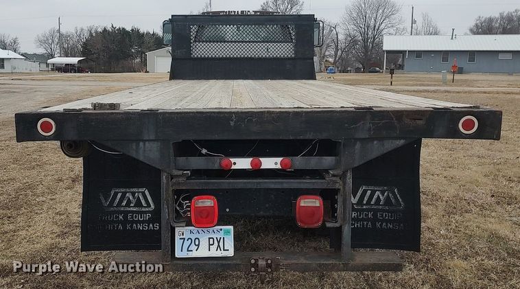 image for item MM9928 1991 GMC TopKick  flatbed truck