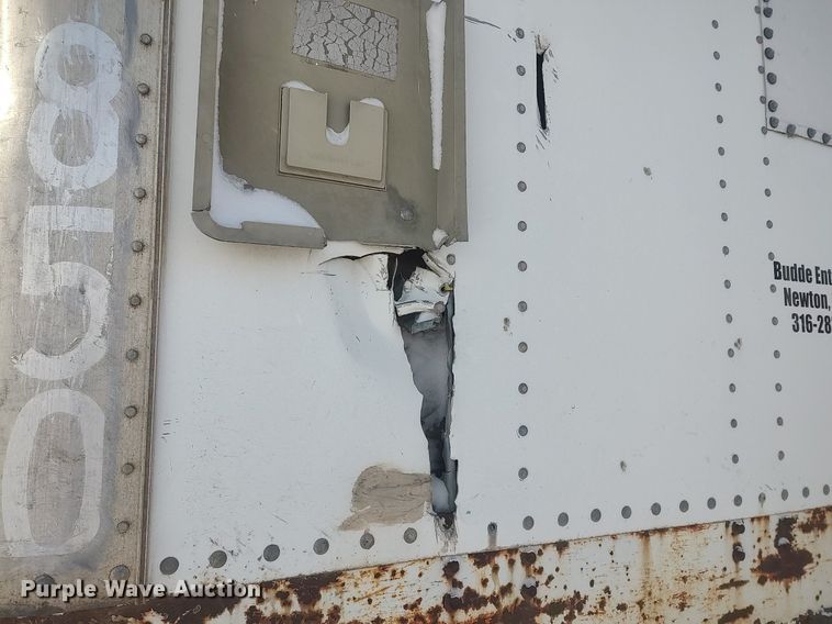 image for item MM9942 1994 Wabash National  dry van trailer