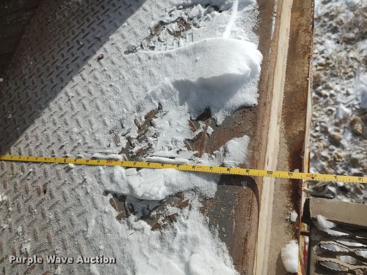 image for item MM9942 1994 Wabash National  dry van trailer