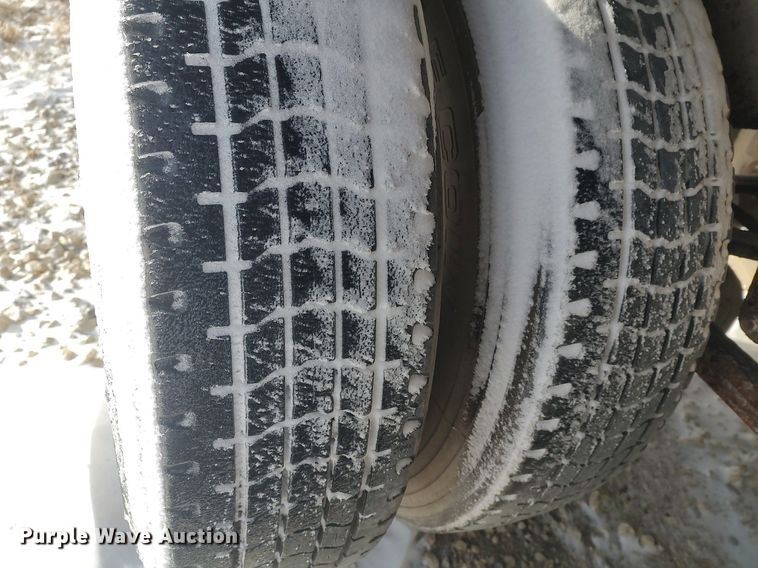 image for item MM9942 1994 Wabash National  dry van trailer