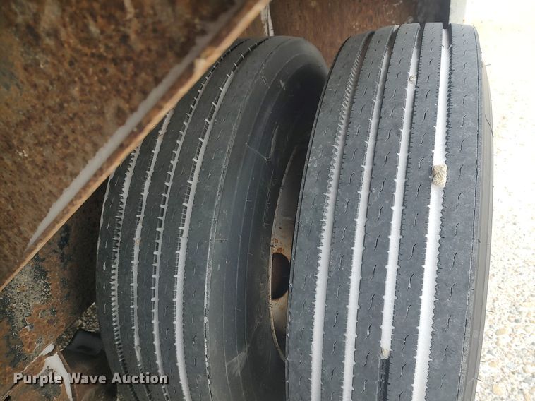 image for item MM9943 1985 Kentucky  dry van trailer