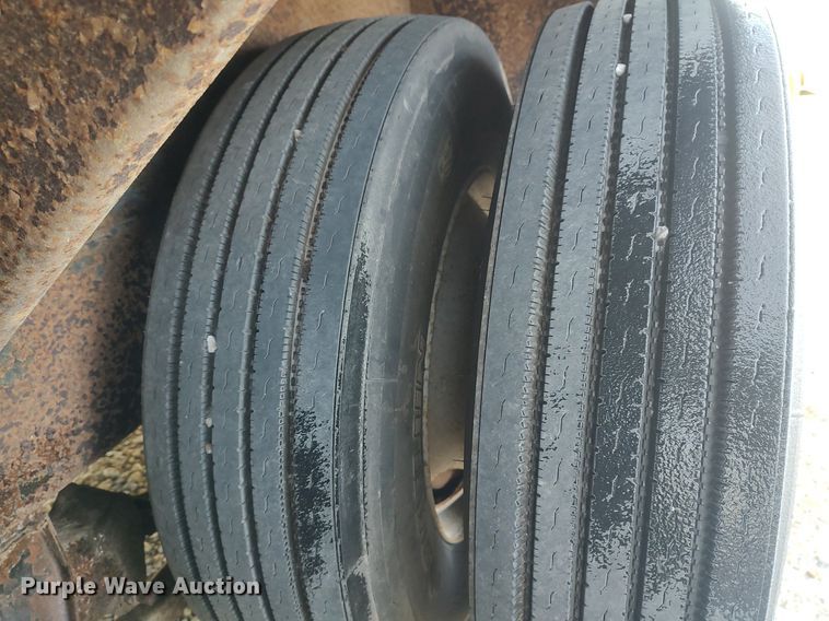 image for item MM9943 1985 Kentucky  dry van trailer