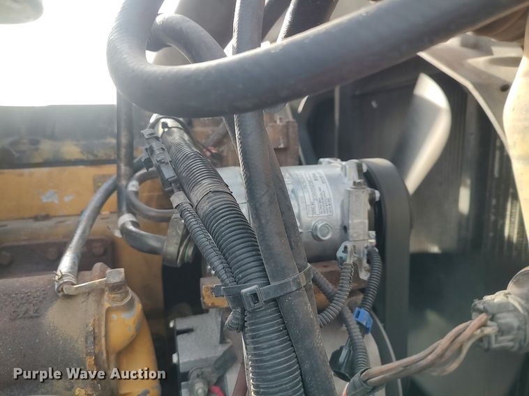 image for item MM9947 2007 International 9400  semi truck