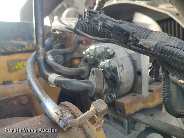 image for item MM9947 2007 International 9400  semi truck