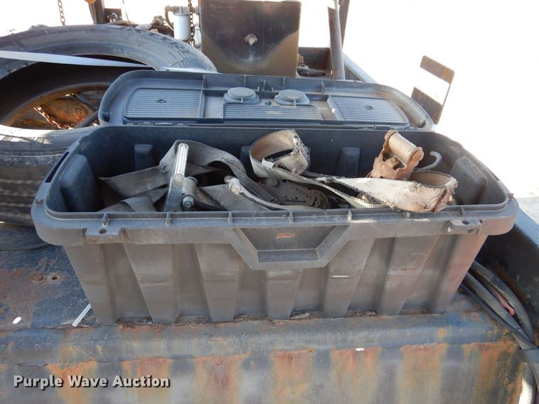 image for item MP9015 2001 Miller car carrier