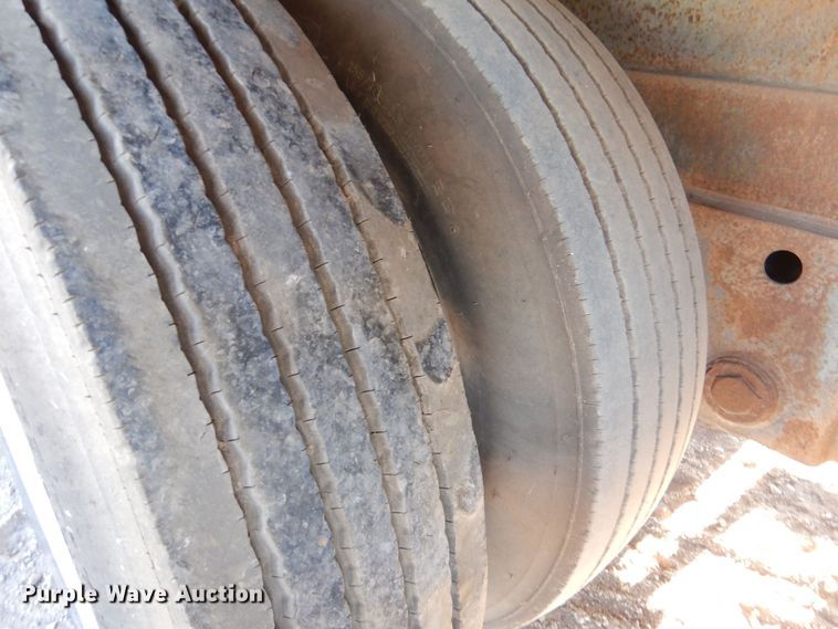 image for item MP9015 2001 Miller car carrier