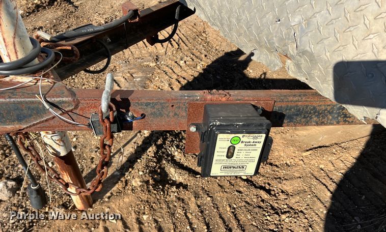 image for item DD3581 2003 Lone Star  enclosed cargo trailer