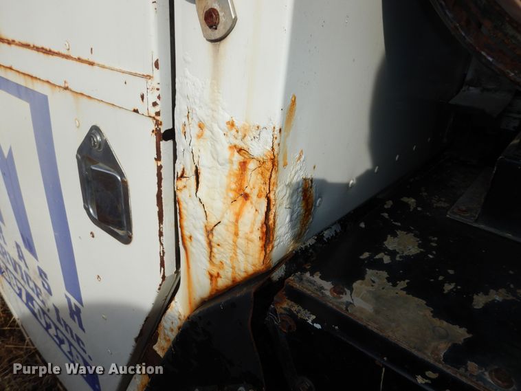 image for item DH3818 1999 Crane Carrier  refuse truck