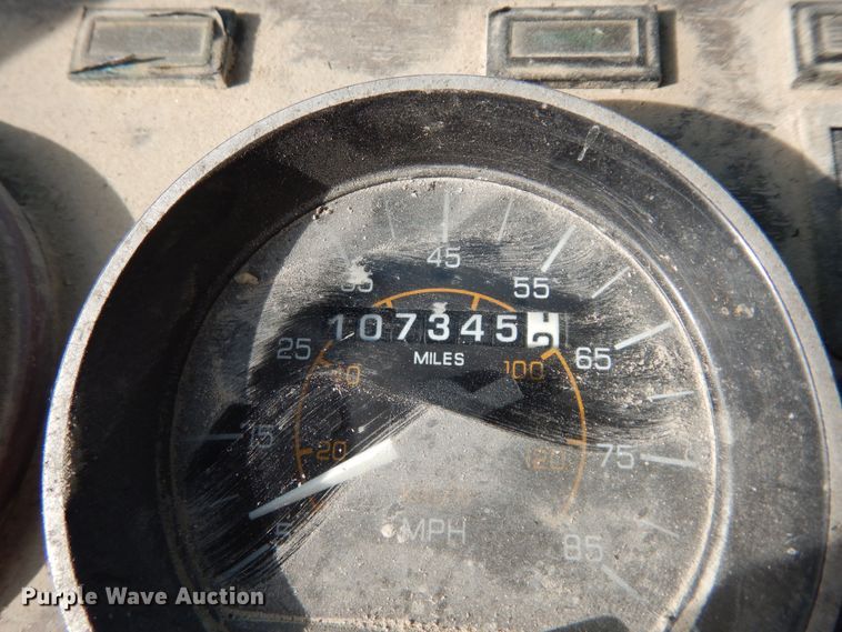 image for item DH3818 1999 Crane Carrier  refuse truck