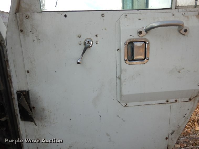 image for item DH3818 1999 Crane Carrier  refuse truck