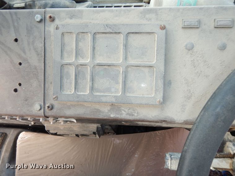 image for item DH3818 1999 Crane Carrier  refuse truck