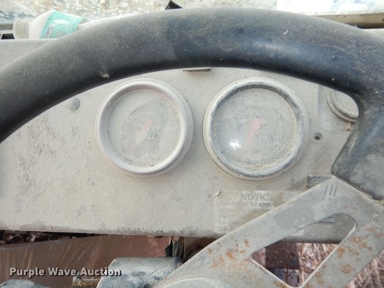 image for item DH3818 1999 Crane Carrier  refuse truck