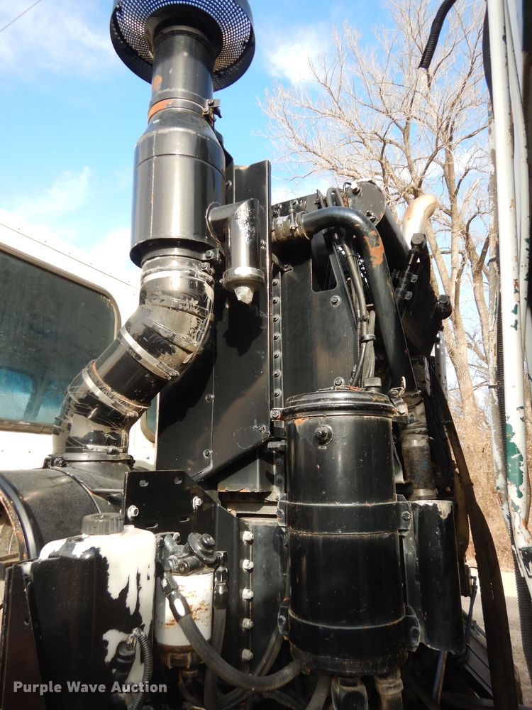 image for item DH3818 1999 Crane Carrier  refuse truck