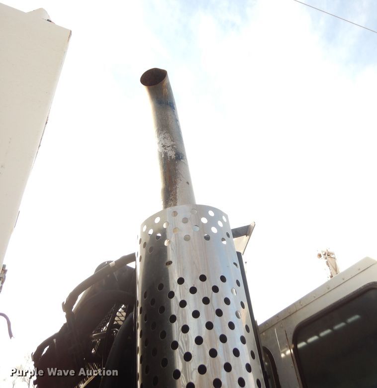 image for item DH3818 1999 Crane Carrier  refuse truck