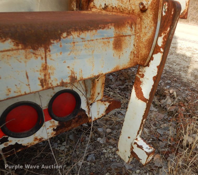 image for item DH3818 1999 Crane Carrier  refuse truck