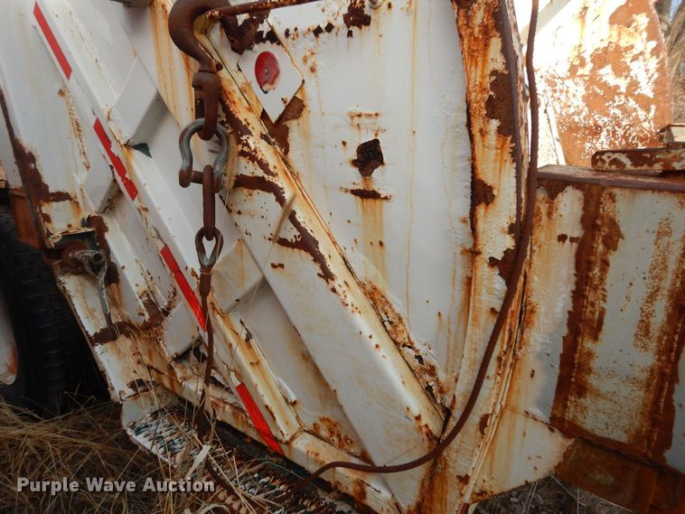 image for item DH3818 1999 Crane Carrier  refuse truck