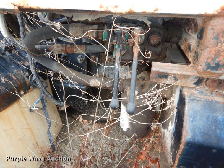 image for item DH3818 1999 Crane Carrier  refuse truck