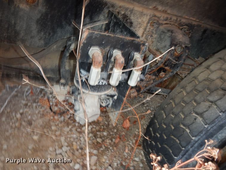 image for item DH3818 1999 Crane Carrier  refuse truck