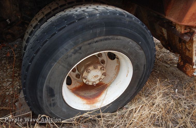 image for item DH3818 1999 Crane Carrier  refuse truck