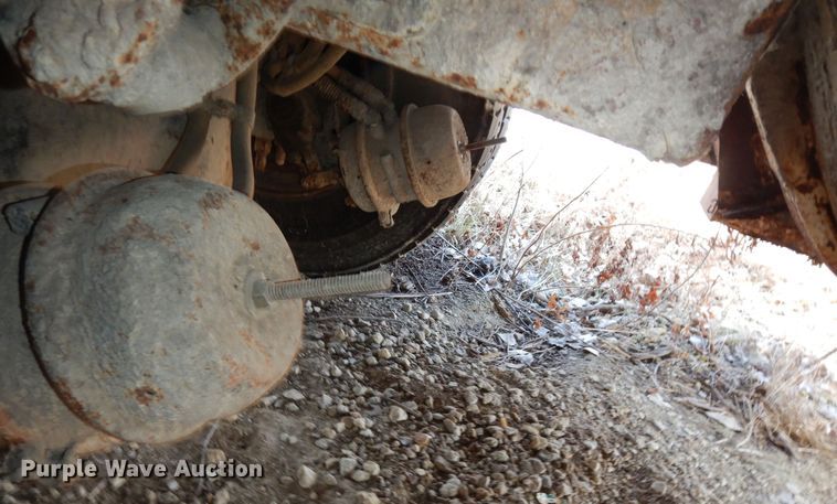 image for item DH3818 1999 Crane Carrier  refuse truck