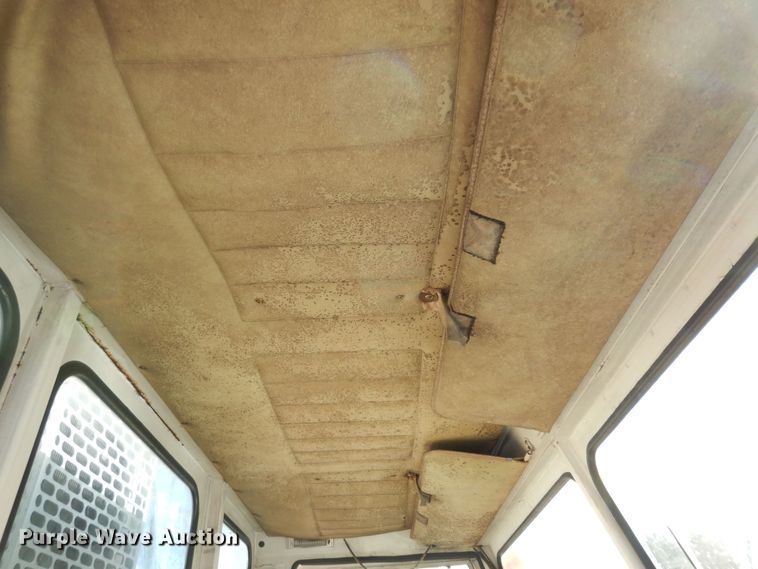 image for item DH3819 1997 Crane Carrier  refuse truck