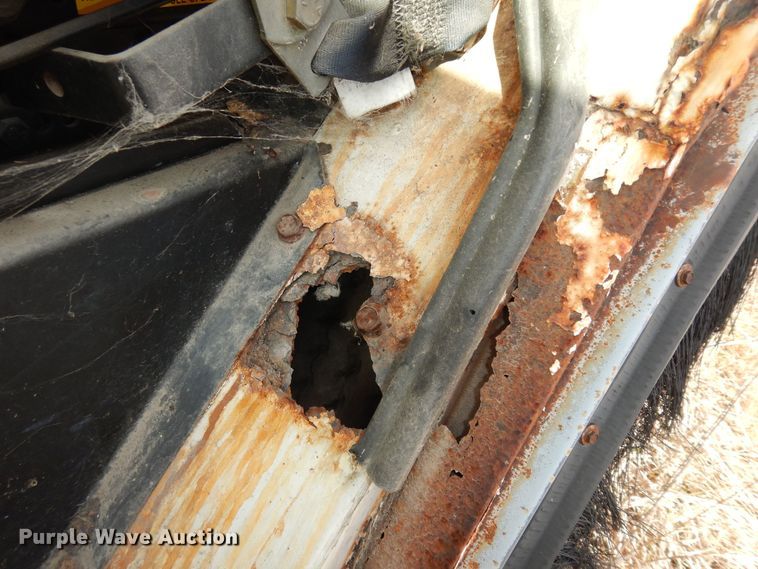 image for item DH3819 1997 Crane Carrier  refuse truck