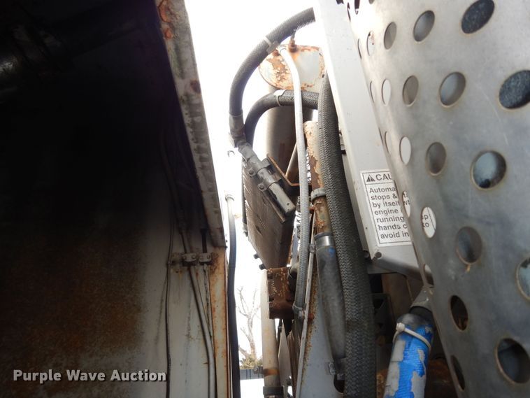 image for item DH3819 1997 Crane Carrier  refuse truck