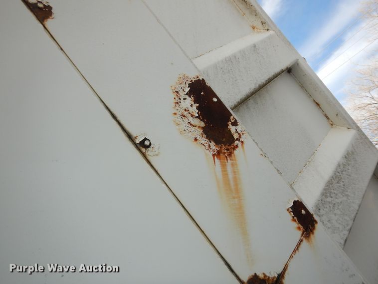 image for item DH3819 1997 Crane Carrier  refuse truck