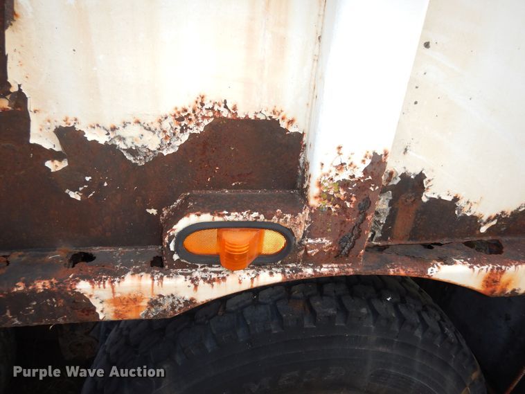 image for item DH3819 1997 Crane Carrier  refuse truck