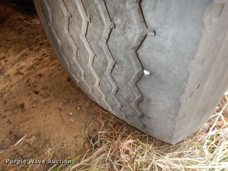 image for item DH3819 1997 Crane Carrier  refuse truck