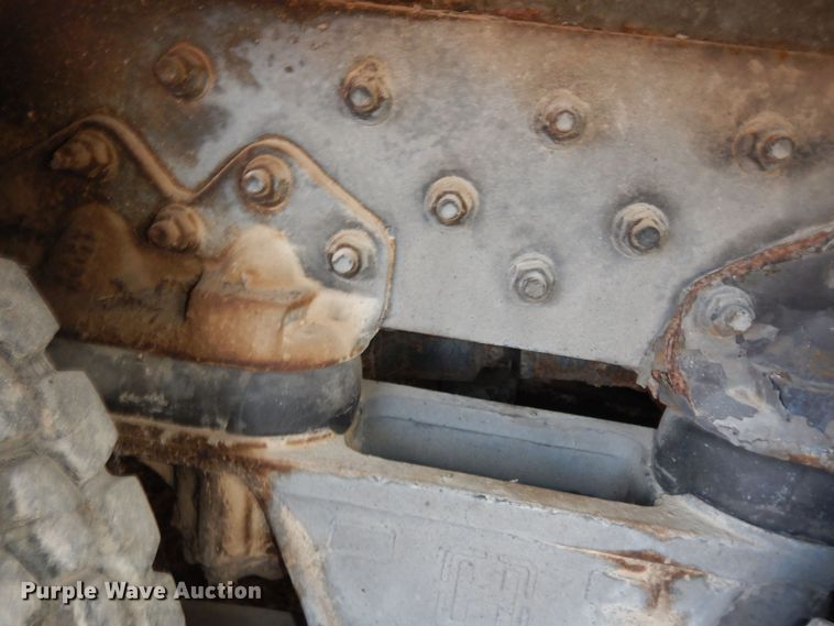 image for item DH3819 1997 Crane Carrier  refuse truck