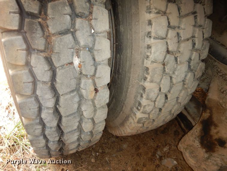 image for item DH3819 1997 Crane Carrier  refuse truck