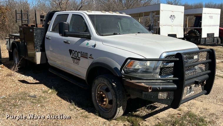 image for item DI8526 2014 Dodge Ram 5500HD  Crew Cab flatbed truck