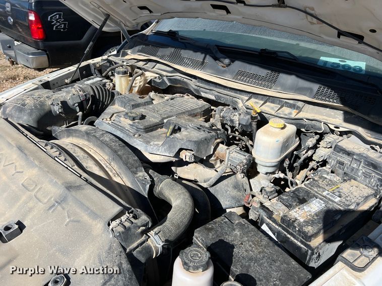 image for item DI8526 2014 Dodge Ram 5500HD  Crew Cab flatbed truck