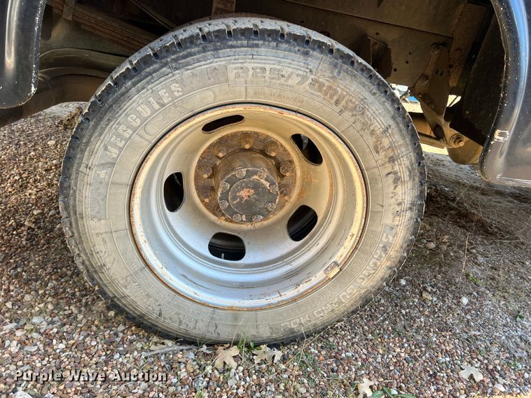 image for item DI8526 2014 Dodge Ram 5500HD  Crew Cab flatbed truck